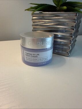 Tighten and Lift Neck Cream GoPure